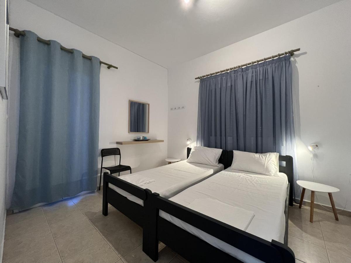 Pebble Apartments Marathias  Bagian luar foto